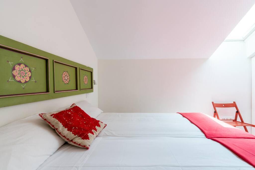 Apartamentos Rg, San Vicente 22 Seville Luaran gambar