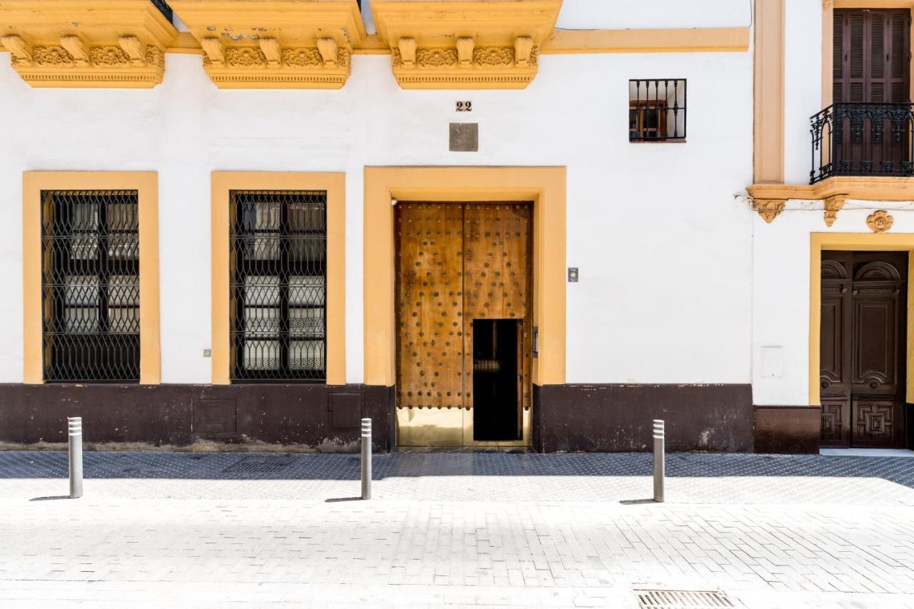 Apartamentos Rg, San Vicente 22 Seville Luaran gambar